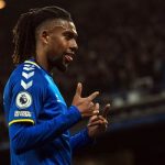 Alex Iwobi secures important victory for Everton with late goal